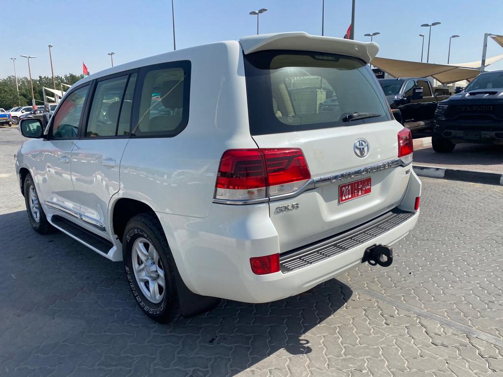 TOYOTA LAND CRUISER GXR 2018