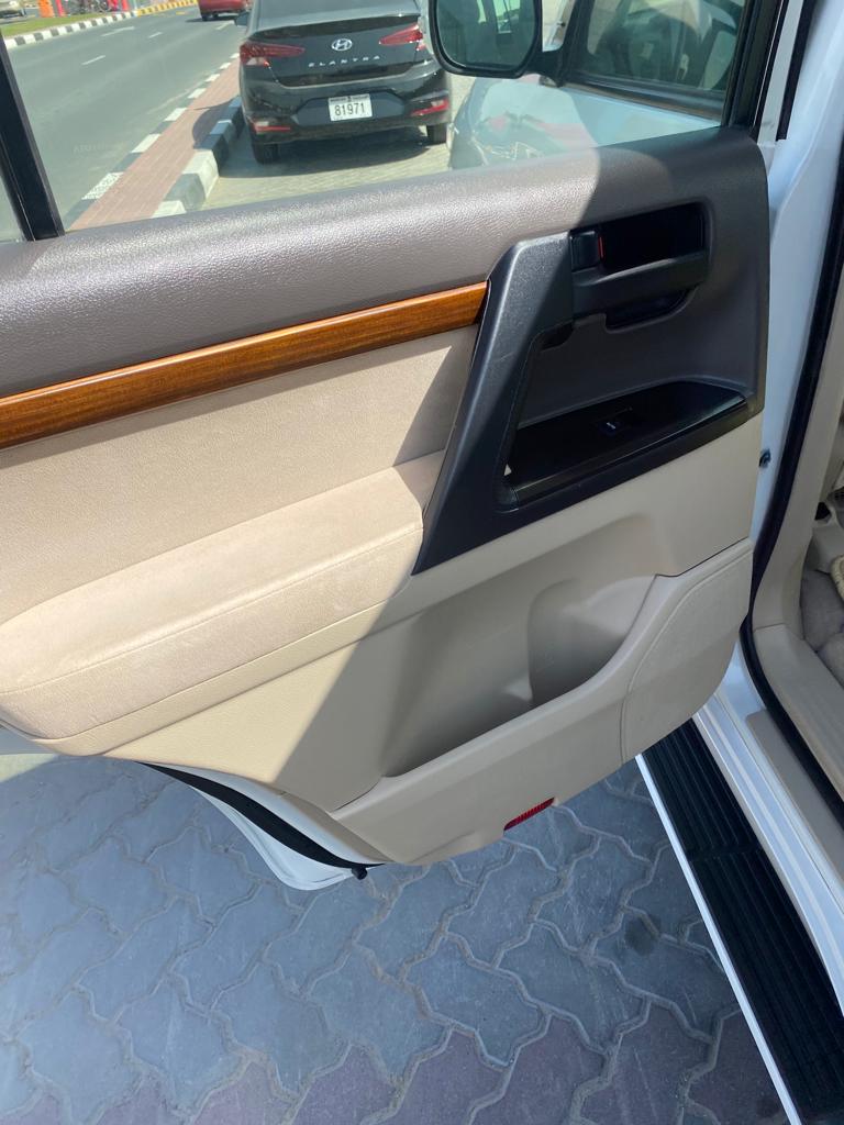 TOYOTA LAND CRUISER GXR 2018