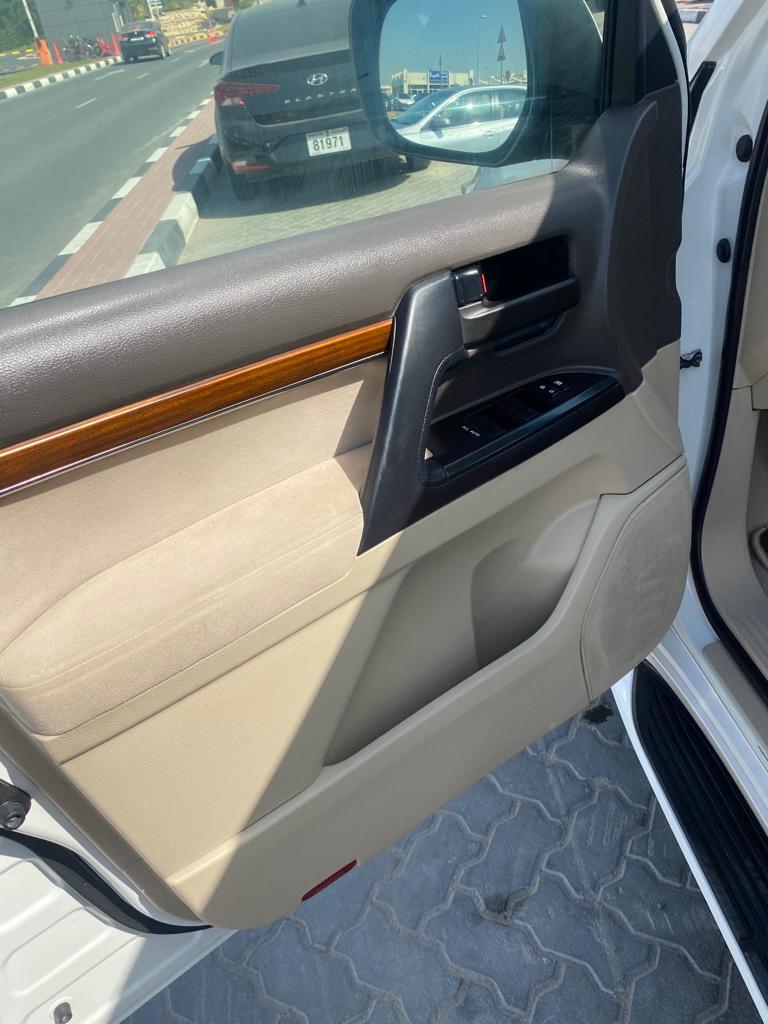 TOYOTA LAND CRUISER GXR 2018