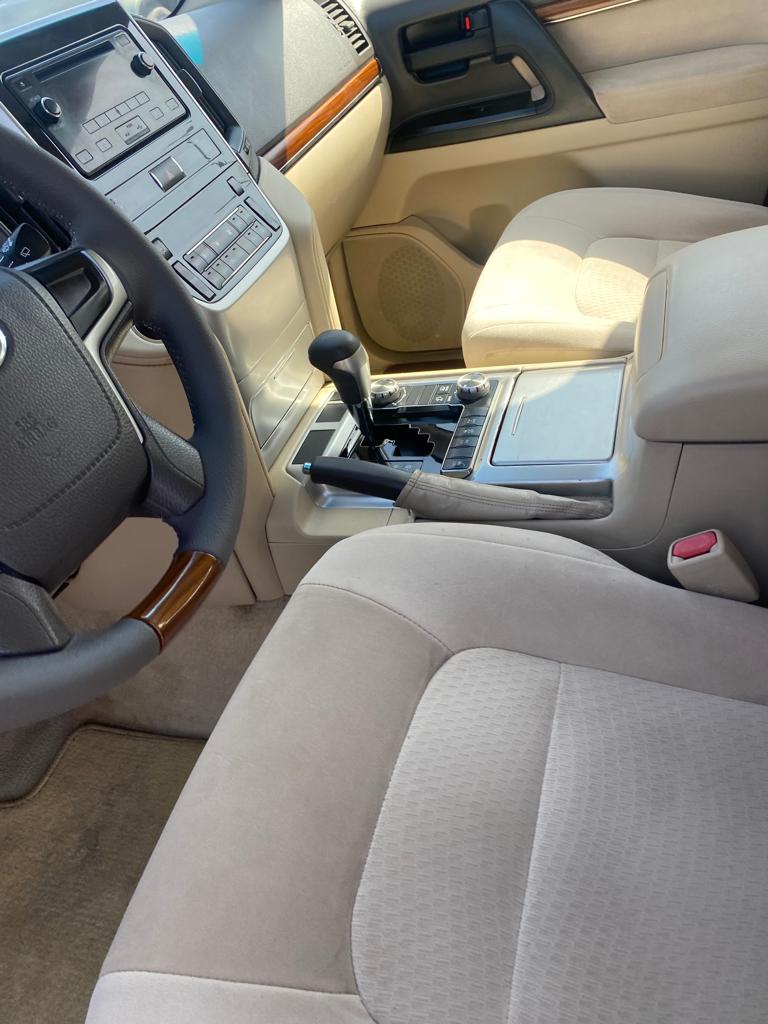 TOYOTA LAND CRUISER GXR 2018